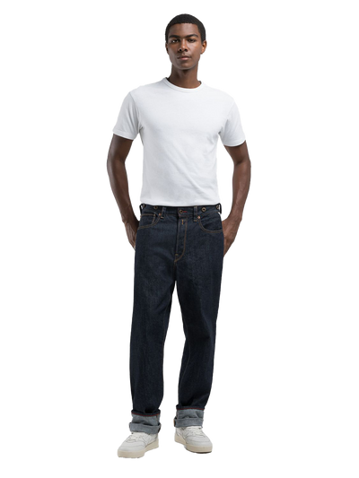 BWAII RELAXED-FIT JEANS